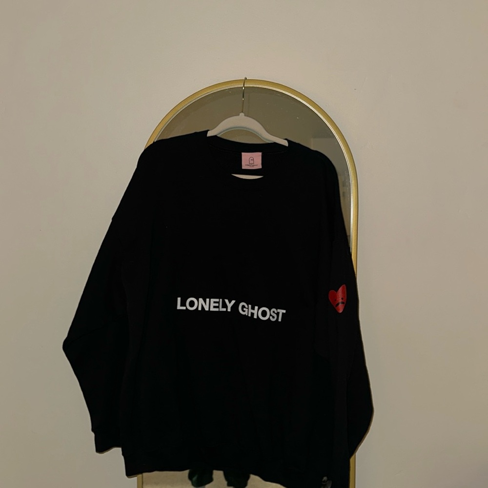 Lonely ghost crew neck